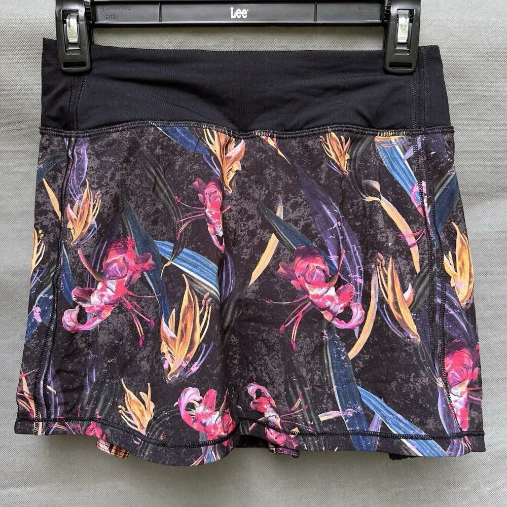 Lululemon Women's Size 2 Veiled Floral Multicolor Pace Rival Mid Rise Skirt